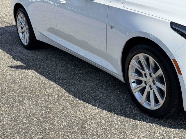 2023 Cadillac CT5 Luxury