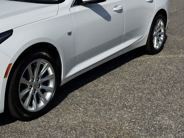 2023 Cadillac CT5 Luxury