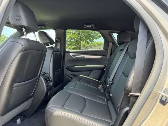 2023 Cadillac XT5 Luxury