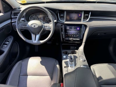 2023 INFINITI QX50 LUXE