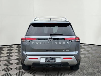 2022 Nissan Pathfinder SL