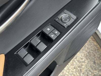 2023 Lexus UX 250h Premium