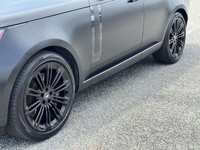 2024 Land Rover Range Rover SE