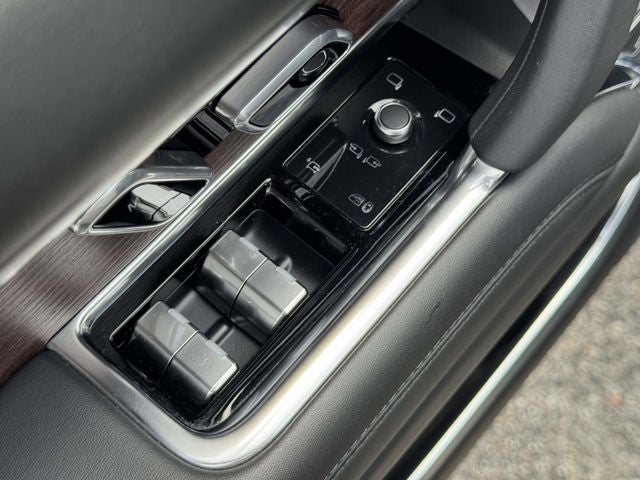2024 Land Rover Range Rover SE