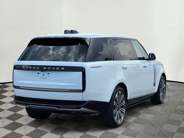 2025 Land Rover Range Rover SE LWB