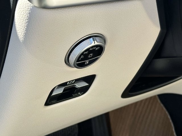 2027 Mercedes-Benz GLC GLC 300 4MATIC®