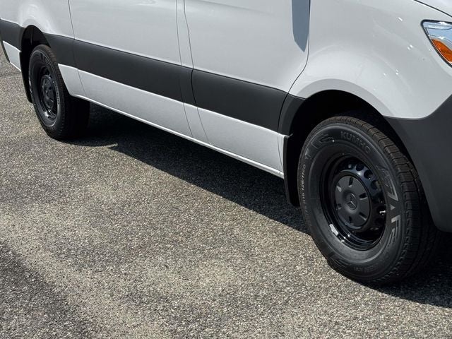 2026 Mercedes-Benz Sprinter 2500 Crew 144 WB