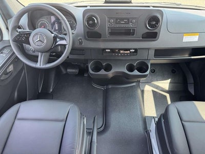 2026 Mercedes-Benz Sprinter 2500 Crew 144 WB