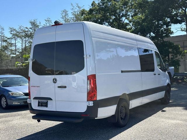 2026 Mercedes-Benz Sprinter 2500 Crew 170 WB High Roof