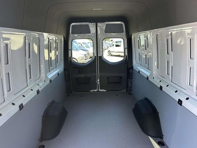 2026 Mercedes-Benz Sprinter 2500 Crew 170 WB High Roof