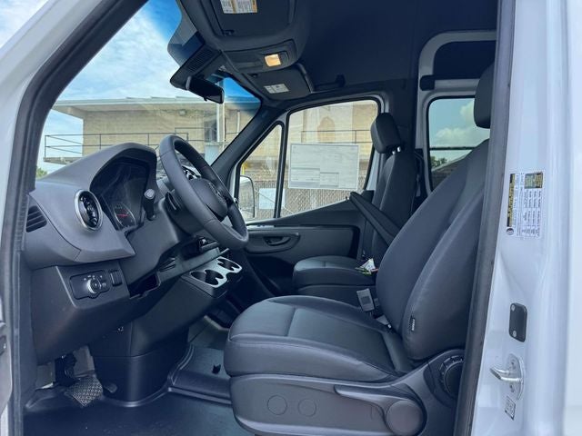 2026 Mercedes-Benz Sprinter 2500 Crew 170 WB High Roof