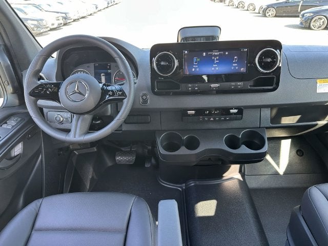 2026 Mercedes-Benz Sprinter 2500 Crew 144 WB 4MATIC®