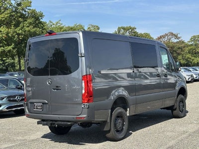 2026 Mercedes-Benz Sprinter 2500 Crew 144 WB 4MATIC®