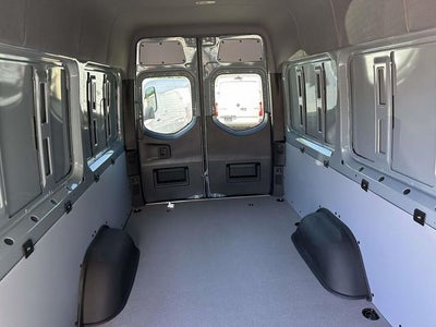 2026 Mercedes-Benz Sprinter 2500 Crew 170 WB High Roof