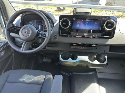 2026 Mercedes-Benz Sprinter 2500 Crew 170 WB High Roof