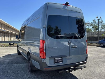 2026 Mercedes-Benz Sprinter 2500 Crew 170 WB High Roof