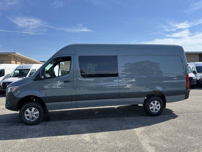 2026 Mercedes-Benz Sprinter 2500 Crew 170 WB 4MATIC®