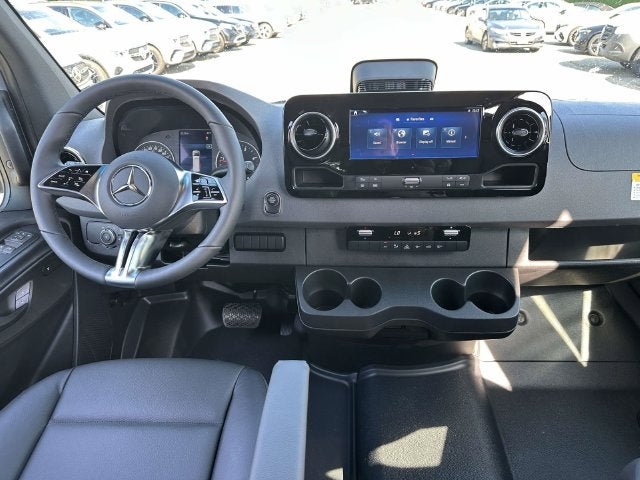 2026 Mercedes-Benz Sprinter 2500 Crew 170 WB 4MATIC®