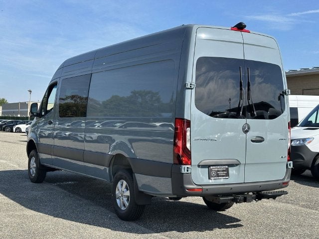 2026 Mercedes-Benz Sprinter 2500 Crew 170 WB 4MATIC®