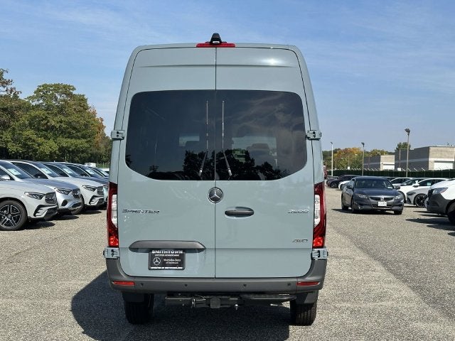 2026 Mercedes-Benz Sprinter 2500 Crew 170 WB 4MATIC®