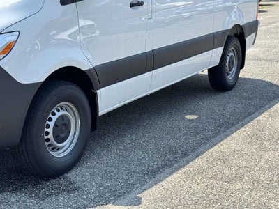 2026 Mercedes-Benz Sprinter 2500 Cargo 144 WB