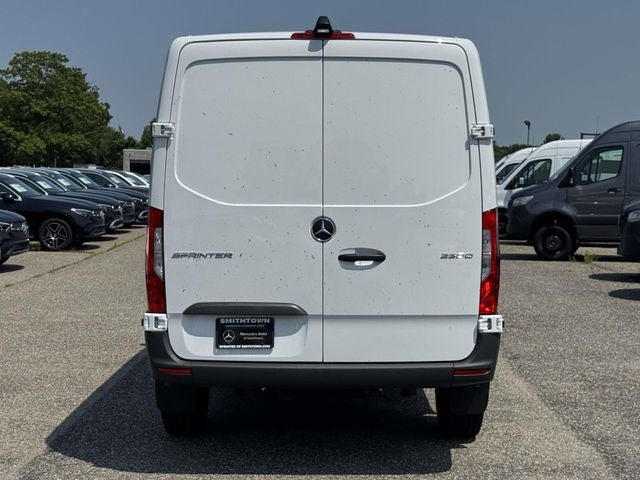 2026 Mercedes-Benz Sprinter 2500 Cargo 144 WB