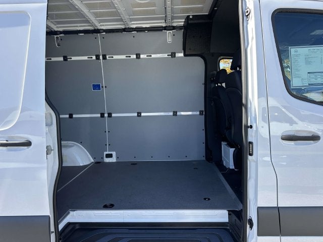 2026 Mercedes-Benz Sprinter 2500 Cargo 144 WB