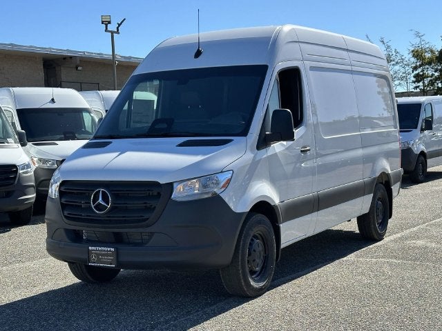 2026 Mercedes-Benz Sprinter 2500 Cargo 144 WB