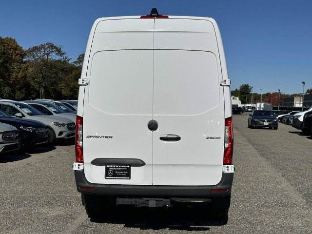 2026 Mercedes-Benz Sprinter 2500 Cargo 144 WB