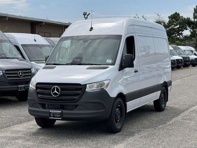 2026 Mercedes-Benz Sprinter 2500 Cargo 144 WB