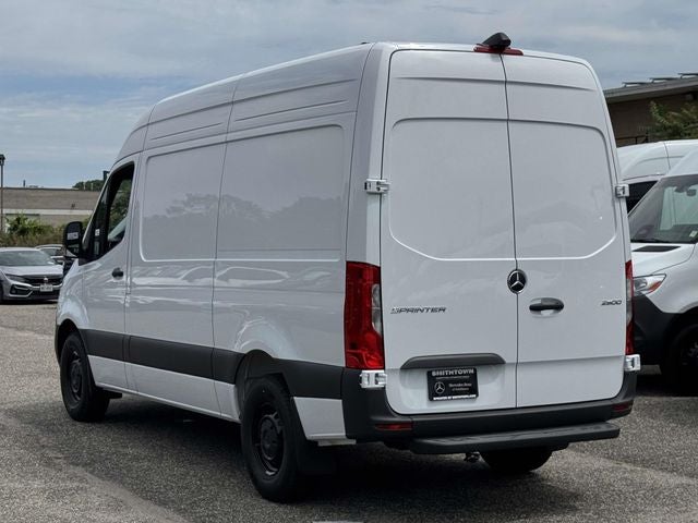 2026 Mercedes-Benz Sprinter 2500 Cargo 144 WB