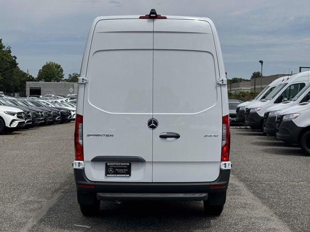 2026 Mercedes-Benz Sprinter 2500 Cargo 144 WB