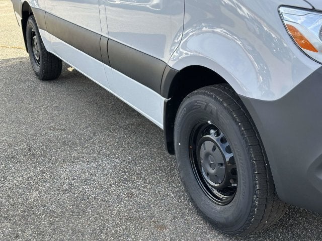 2027 Mercedes-Benz Sprinter 2500 Cargo 144 WB