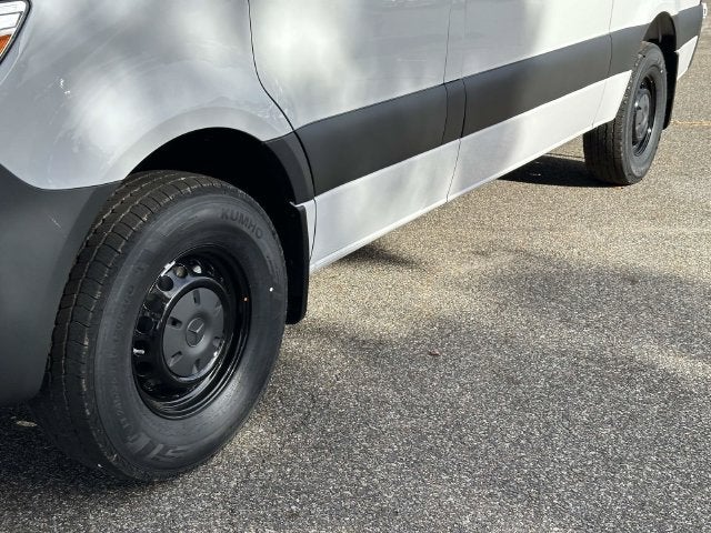 2027 Mercedes-Benz Sprinter 2500 Cargo 144 WB