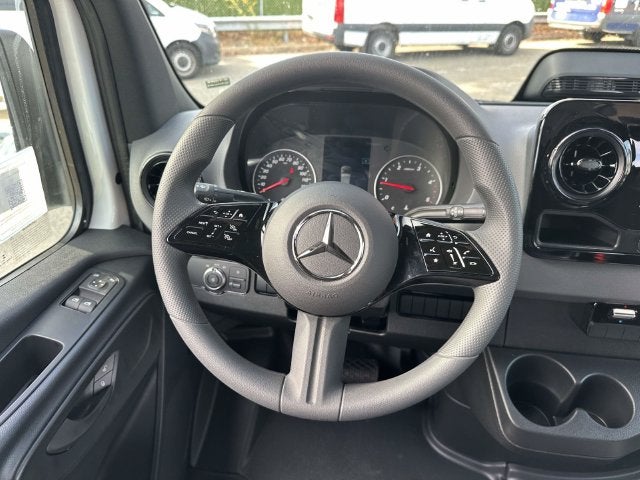 2027 Mercedes-Benz Sprinter 2500 Cargo 144 WB