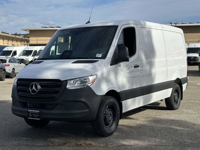 2027 Mercedes-Benz Sprinter 2500 Cargo 144 WB