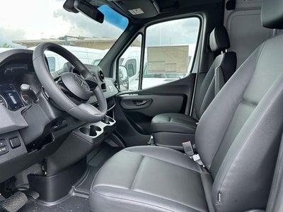 2025 Mercedes-Benz Sprinter 2500 Cargo 144 WB