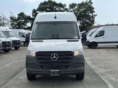 2025 Mercedes-Benz Sprinter 2500 Cargo 144 WB
