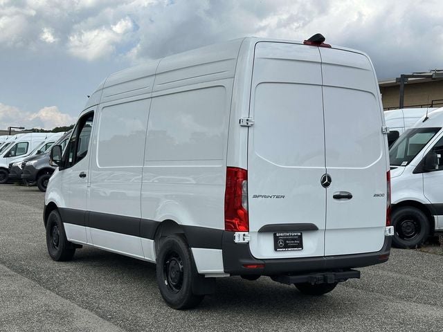 2025 Mercedes-Benz Sprinter 2500 Cargo 144 WB