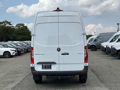 2025 Mercedes-Benz Sprinter 2500 Cargo 144 WB