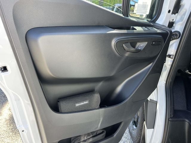 2026 Mercedes-Benz Sprinter 2500 Cargo 144 WB