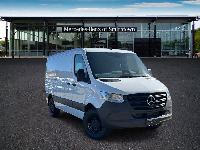 2027 Mercedes-Benz Sprinter 2500 Cargo 144 WB