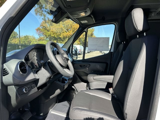 2027 Mercedes-Benz Sprinter 2500 Cargo 144 WB