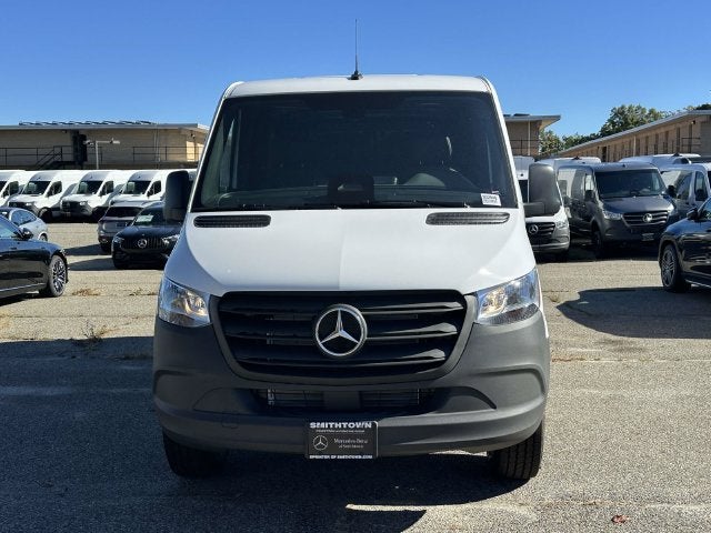2027 Mercedes-Benz Sprinter 2500 Cargo 144 WB