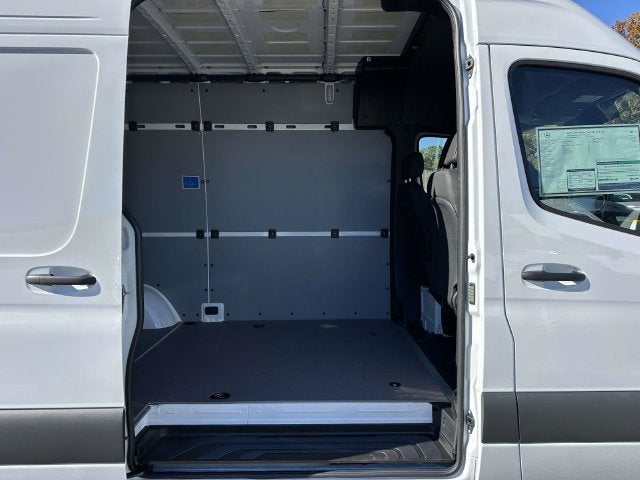 2027 Mercedes-Benz Sprinter 2500 Cargo 144 WB
