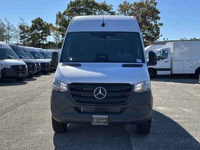 2027 Mercedes-Benz Sprinter 2500 Cargo 144 WB
