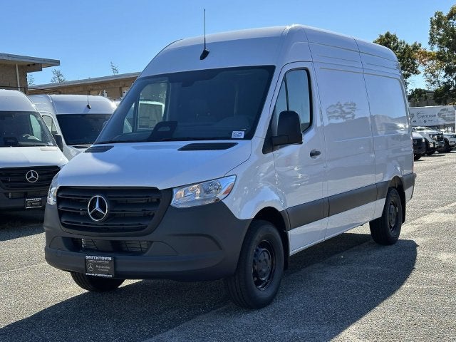 2027 Mercedes-Benz Sprinter 2500 Cargo 144 WB