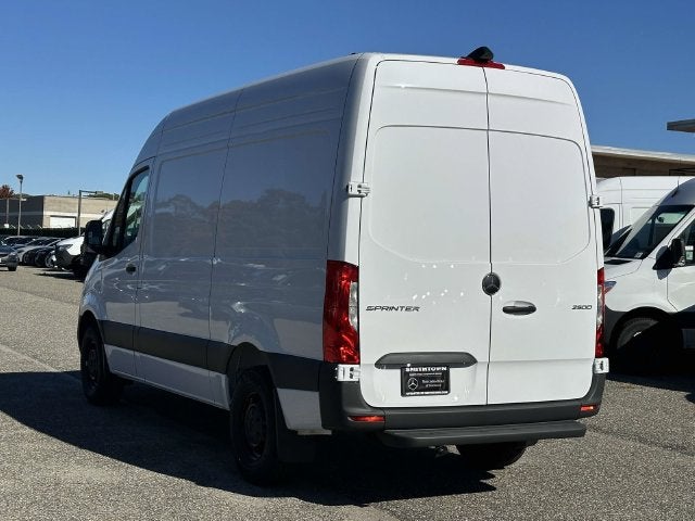 2027 Mercedes-Benz Sprinter 2500 Cargo 144 WB