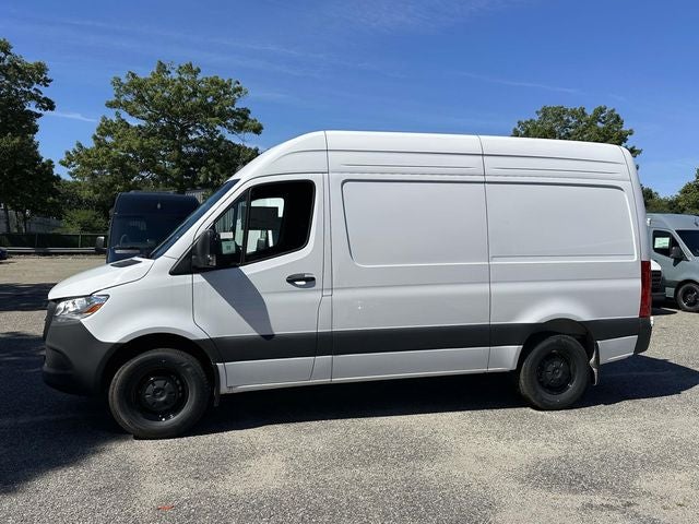 2026 Mercedes-Benz Sprinter 2500 Cargo 144 WB