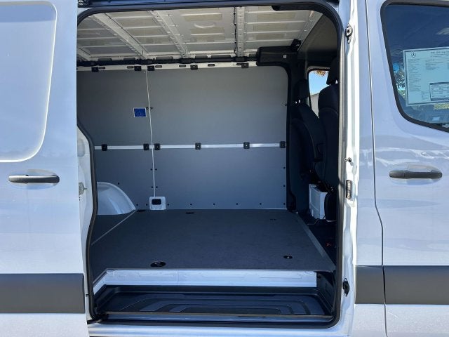 2026 Mercedes-Benz Sprinter 2500 Cargo 144 WB